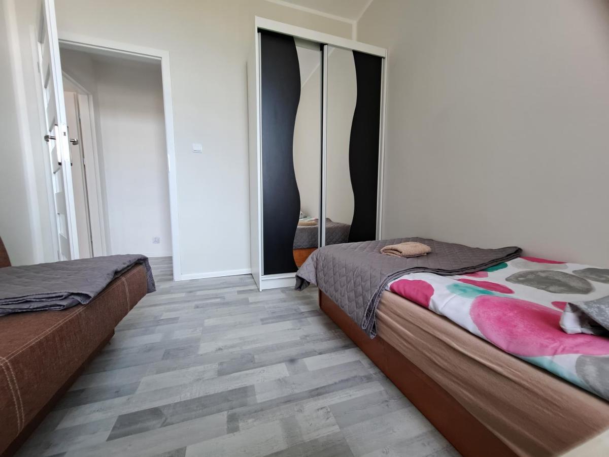 Appartamento Apartament Przy Parku Giżycko Esterno foto