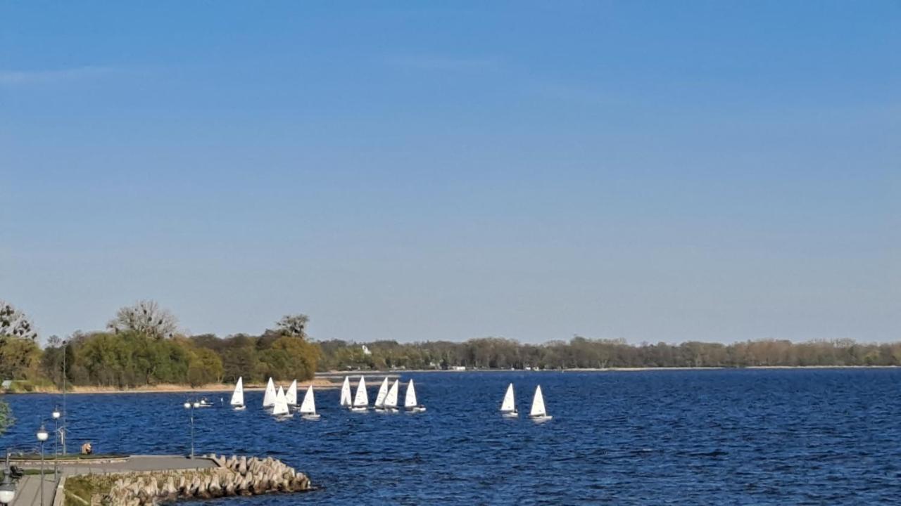 Appartamento Apartament Przy Parku Giżycko Esterno foto